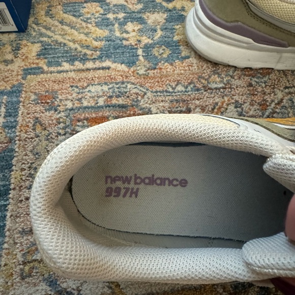 New Balance 997H - Picture 3 of 8